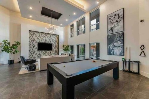 Boho Skyline Oasis- Dream 1BR Getaway