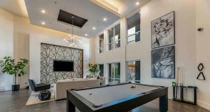 Boho Skyline Oasis- Dream 1BR Getaway