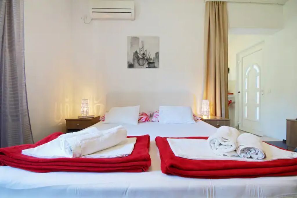 1 bedroom, desk, iron/ironing board, free WiFi