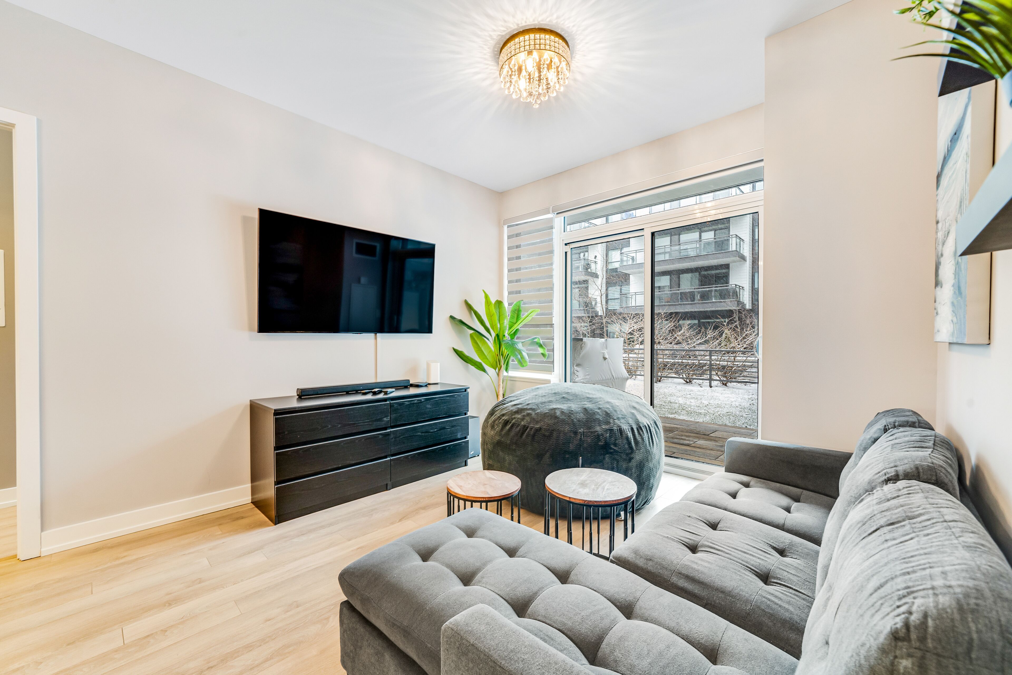 Lakefront property with patio, washer/dryer, pools, hot tub, & fitness room