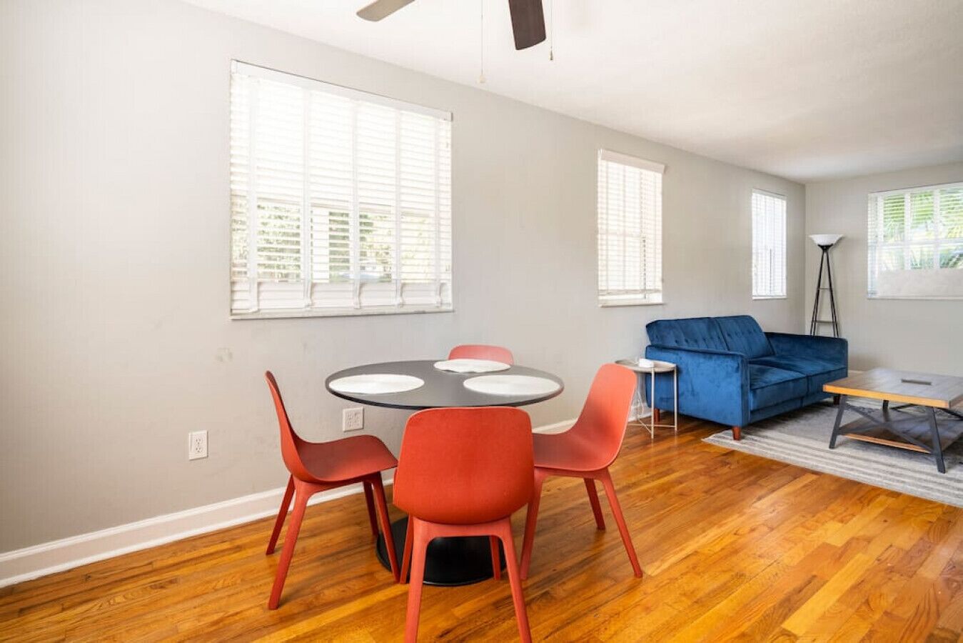 2 BR Tampa Townhouse - ONLY 10 Mins to DT!