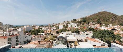 An infinity pool, a rooftop pool