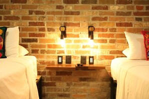 1 slaapkamer, een strijkplank/strijkijzer, wifi, beddengoed