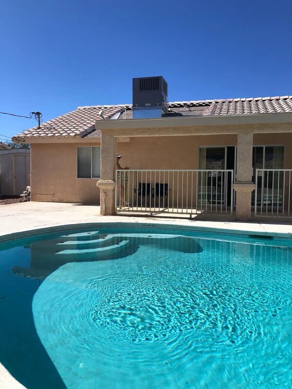 Piscina externa