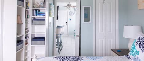 1 chambre, bureau, fer et planche Ă repasser, Wi-Fi