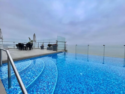 Pacific Ocean Tower Loft