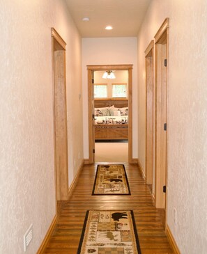 5 bedrooms, desk, iron/ironing board, travel cot