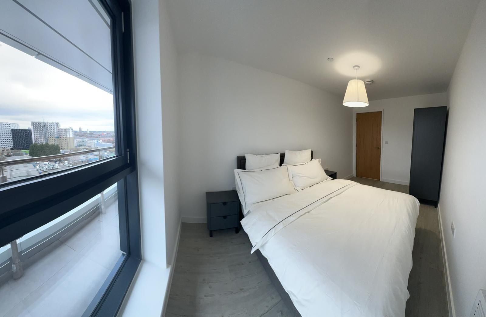 Brand New luxurious 2BR & 2Baths with free parking, High Floor