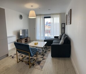 Télévision à écran plat