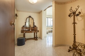 Interior - Grazia Attic Apartment with terrace (Trani)