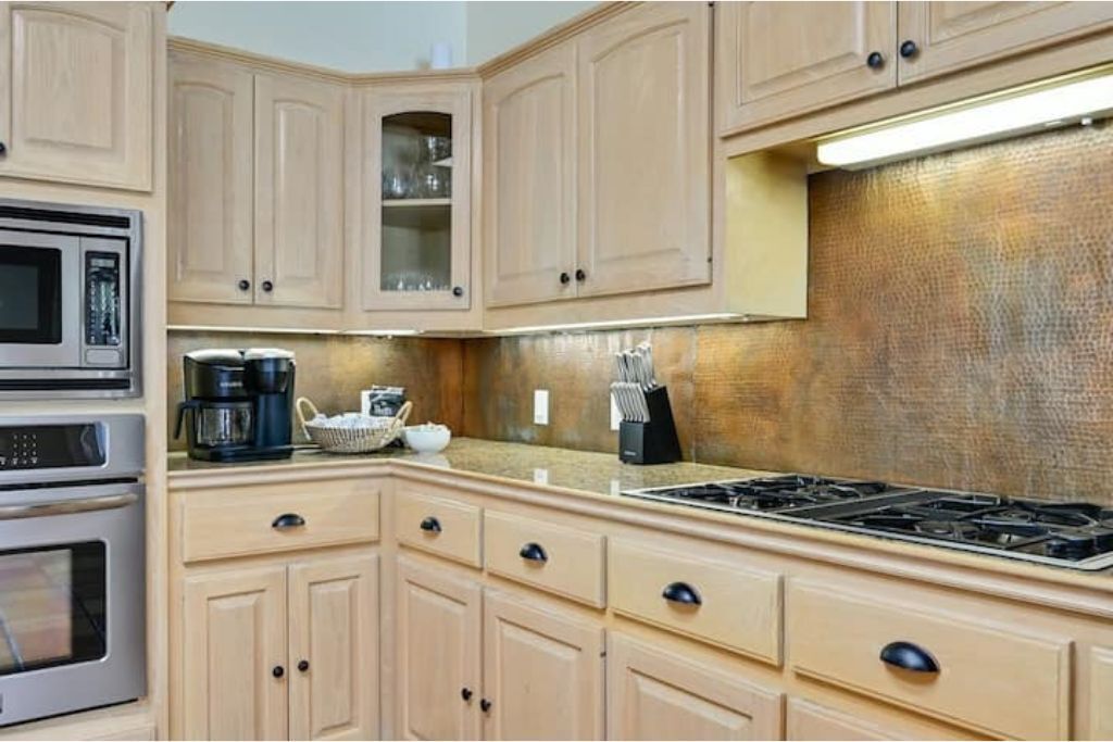 Downhome Texas Retreat (12 min to Downtown)