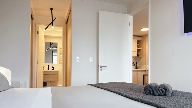 Deluxe Studio Suite