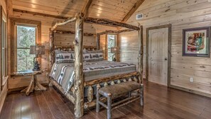 3 Schlafzimmer, Schreibtisch, Bügeleisen/Bügelbrett, kostenloses WLAN