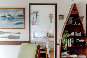 3 habitaciones, tabla de planchar con plancha, wifi y ropa de cama 