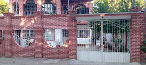 Exterior - Complete house with two floors (Colonia Cayaco)