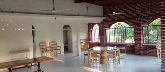 Complete house with two floors