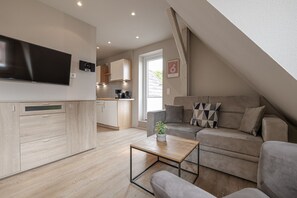 TV, stereo - Appartement Hummer - Haus Neptun - Appartement Hummer (Sylt)