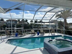 Immagine non classificata, 2 di 26, pulsante