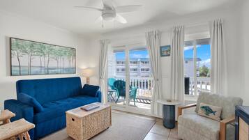 Fernseher, Stereoanlage