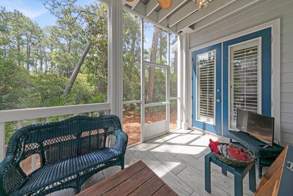 Interior - Memory Maker II~Modern Home in Seagrove Beach 30a~ Trails, beach gear, and more! (Santa Rosa Beach)