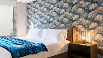 1 bedroom, desk, iron/ironing board, WiFi