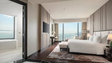 Literie hypoallergénique, minibar, coffres-forts dans les chambres