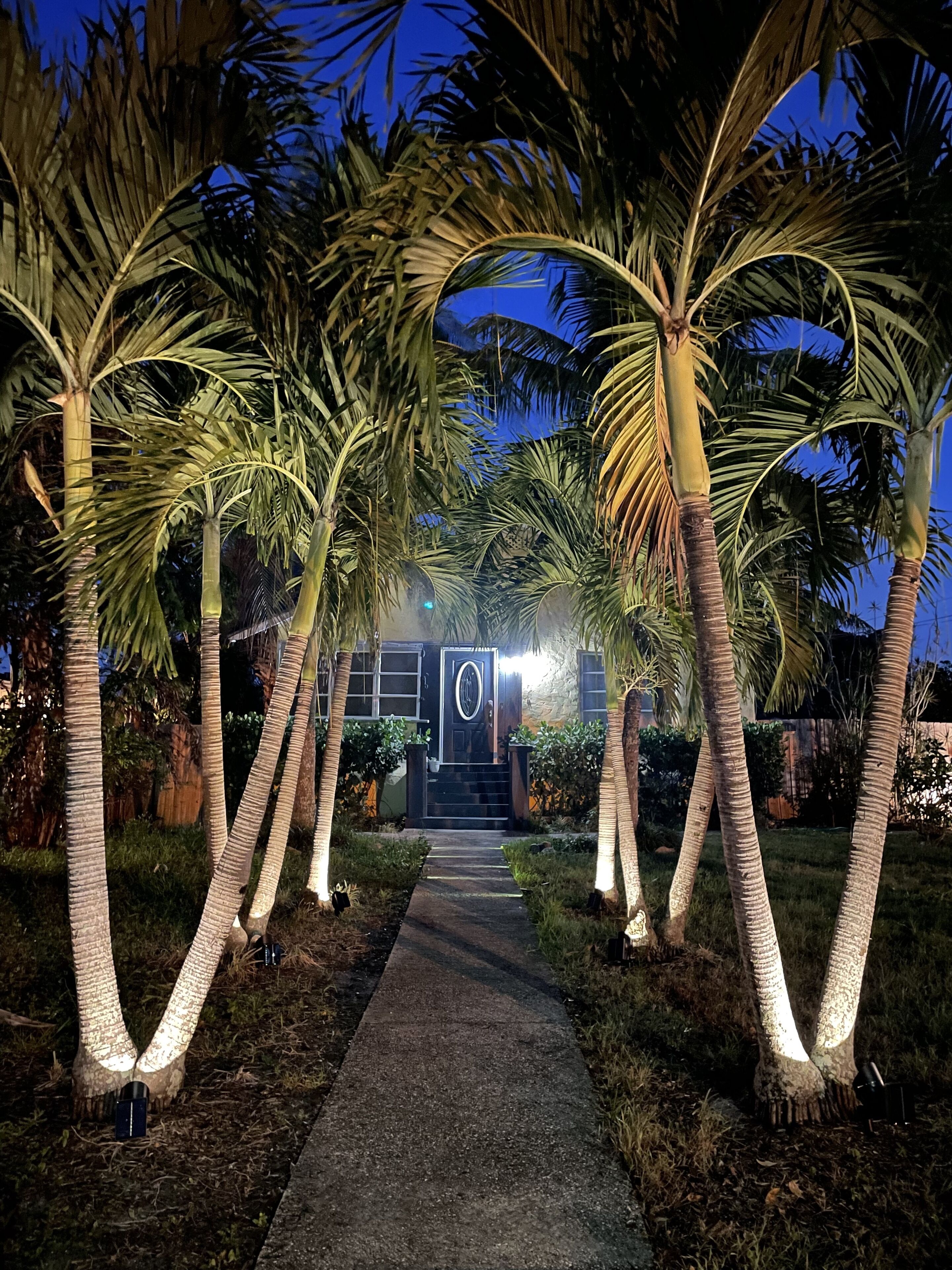 Super Location Florida Keys Style Home