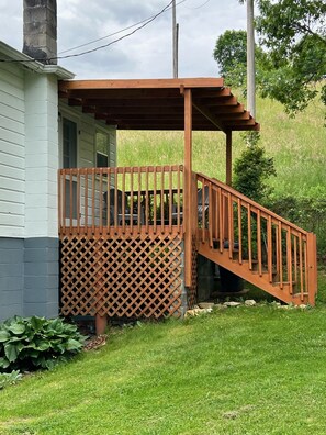 Exterior - 1-bedroom vacation home just 20 minutes from Asheville (Mars Hill)