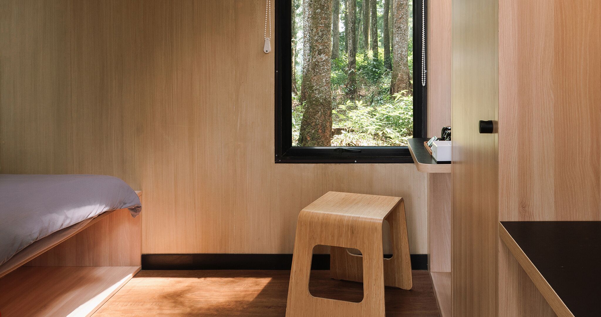 Cabaña Deluxe | Cortinas blackout, wifi gratis y ropa de cama 