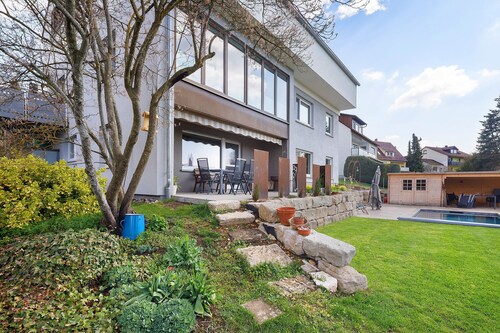 Holiday Apartment "glüxnest" with Private Terrace, Shared Garden, Sauna, and Wi-Fi