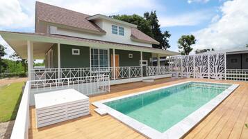 Family Villa | Terrace/patio