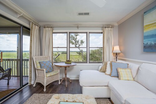 Marshside Villa by Sandpiper | Near Beach