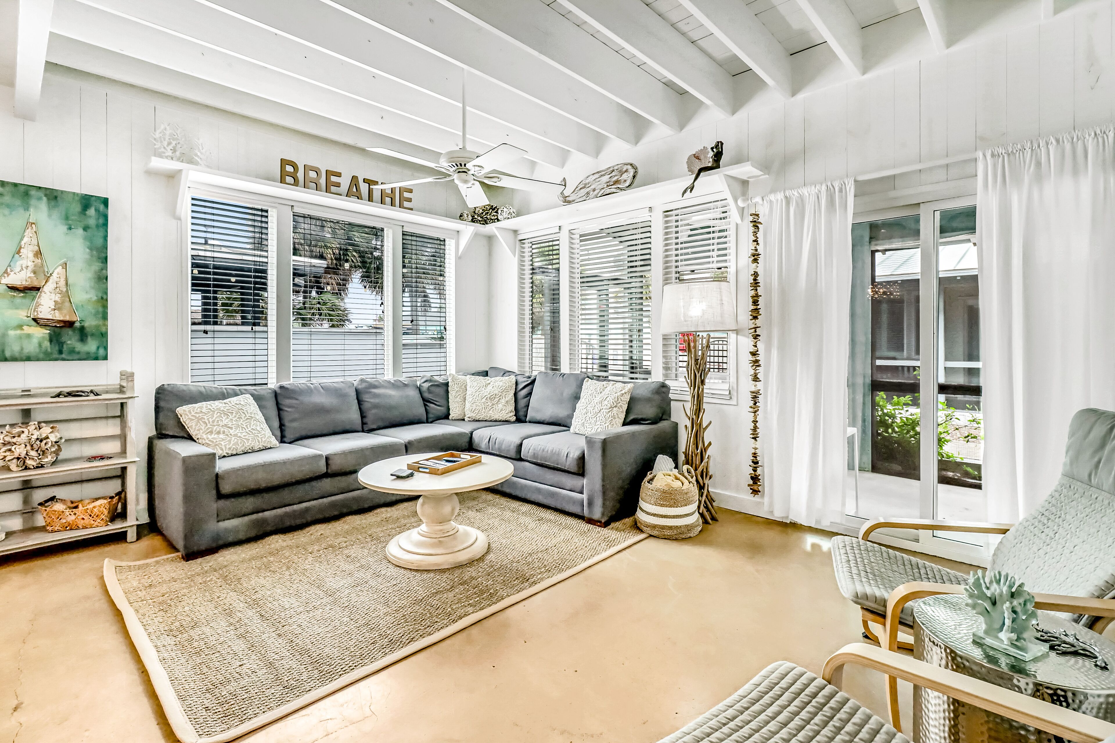 Affable townhome with pool, balcony, patio, TV, full kitchen, & washer/dryer