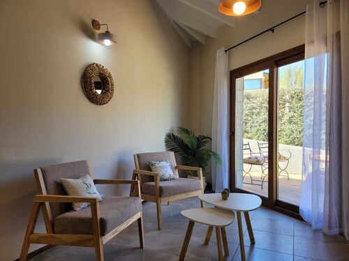 Southern airs. Minutes from Bariloche. Duplex on the ground floor with barbecue and parking