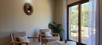 Southern airs. Minutes from Bariloche. Duplex on the ground floor with barbecue and parking