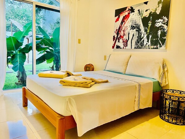 1 bedroom, WiFi, bed sheets - Executive Twin Room a/c Pool and Parking (Playa del Carmen)