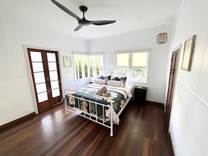 5 habitaciones, wifi y ropa de cama 
