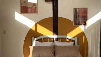 3 bedrooms, internet, bed sheets
