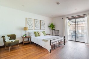 5 makuuhuonetta, silitysrauta/-lauta, vauvan matkasänky, ilmainen Wi-Fi