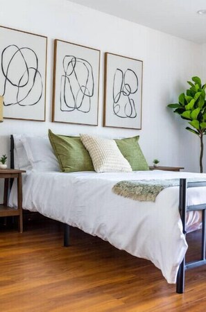 5 makuuhuonetta, silitysrauta/-lauta, vauvan matkasänky, ilmainen Wi-Fi