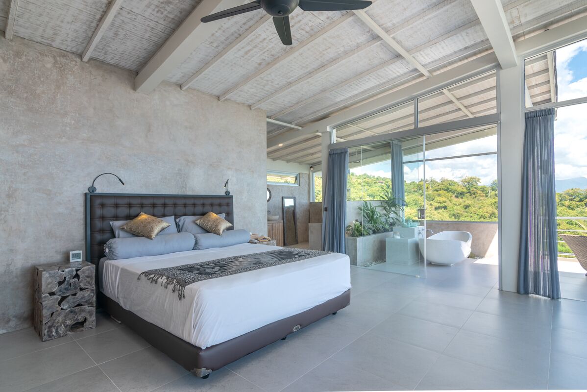 Incredible 180-Degree Ocean Views