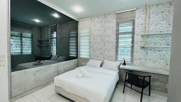 4 bedrooms, WiFi, bed sheets