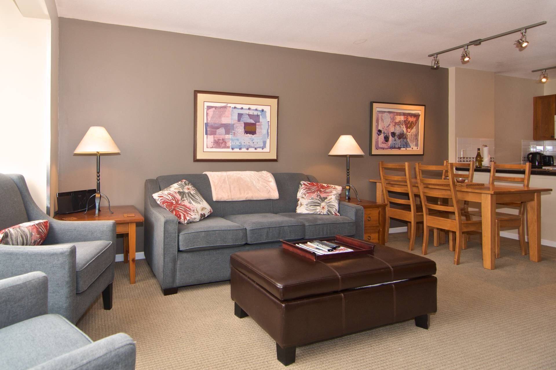 Village Deer Lodge Top Floor remodeled condo