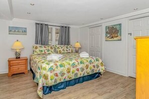 7 Schlafzimmer, Bügeleisen/Bügelbrett, WLAN, Bettwäsche
