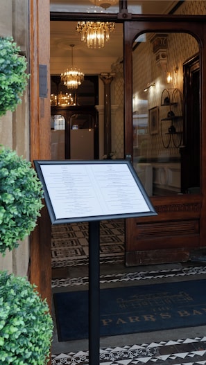 Exterior - The Parrs Bank Hotel (Warrington)