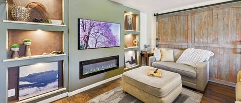 TV, fireplace, stereo