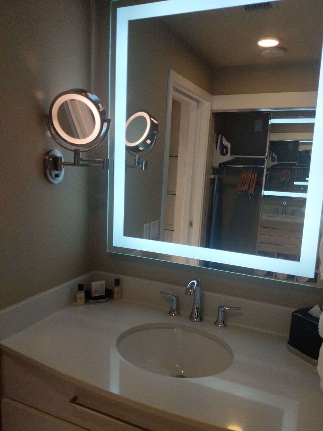 Westgate luxurious suites & resort