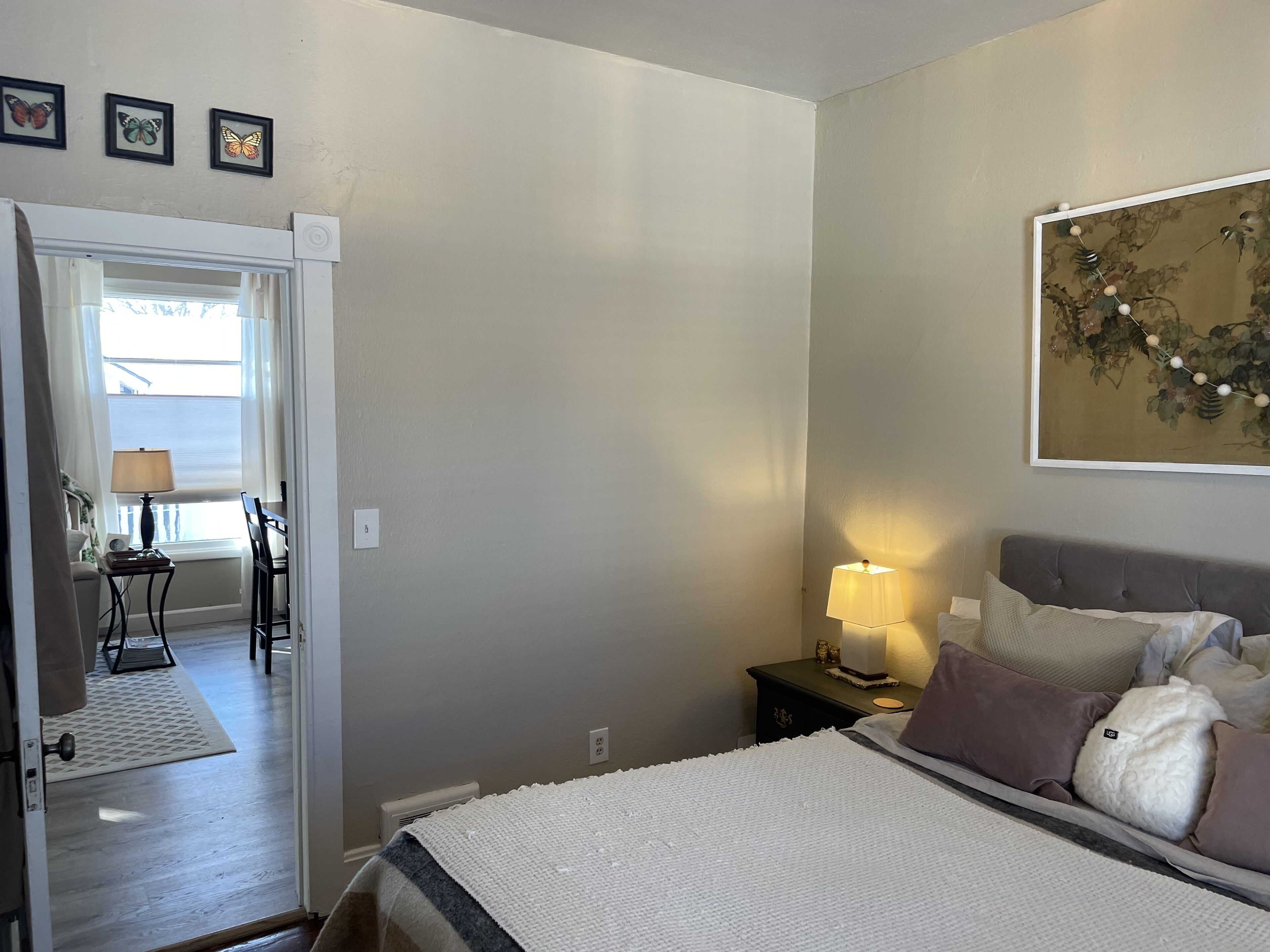 Ideal location! Restful bungalow near Lake CDA. Close to parks, beaches, & golf!