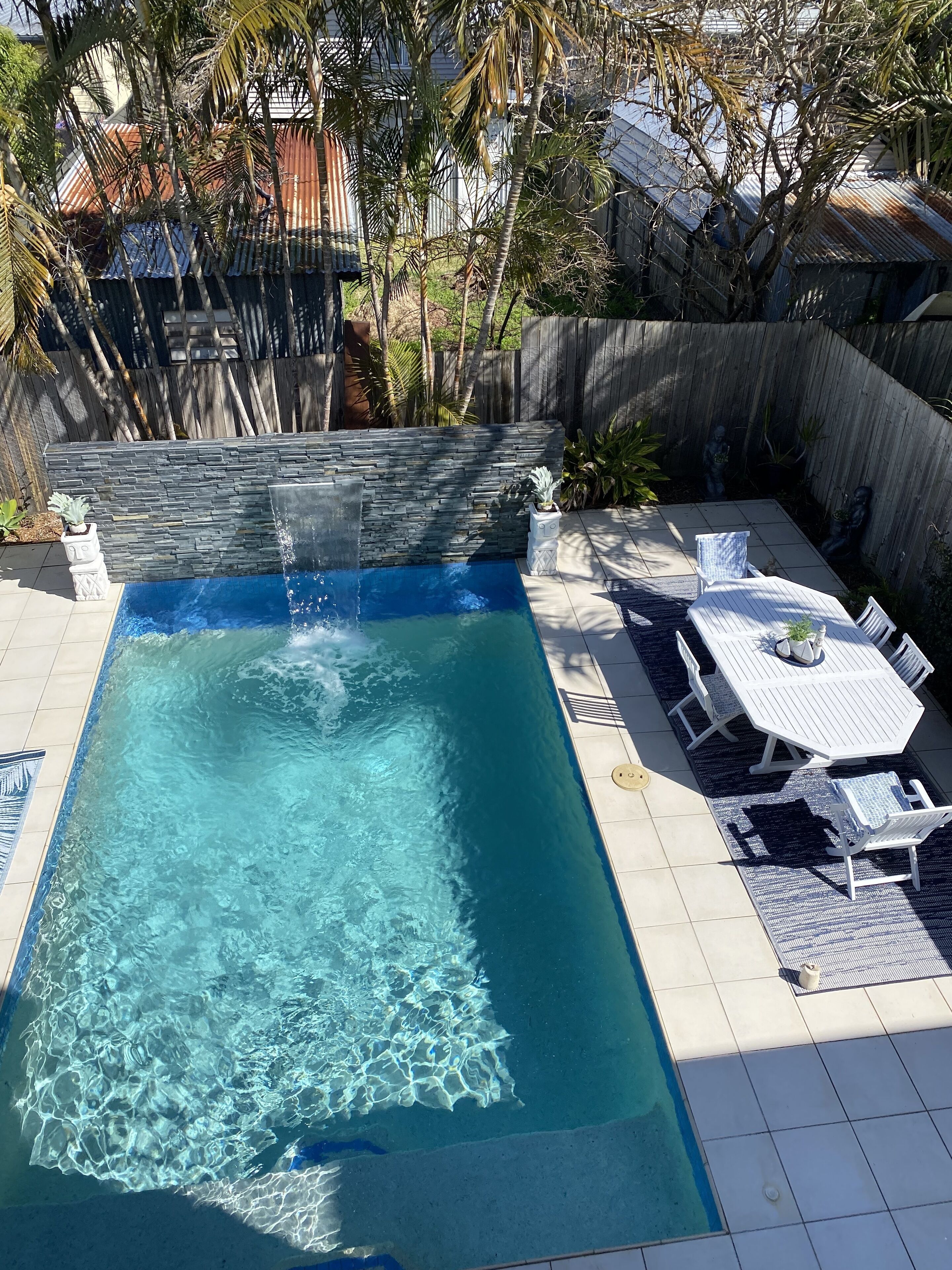 On Esplanade own 2 bedroom flat & pool, Manly cafe precinct