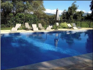 Piscine extérieure, piscine chauffée